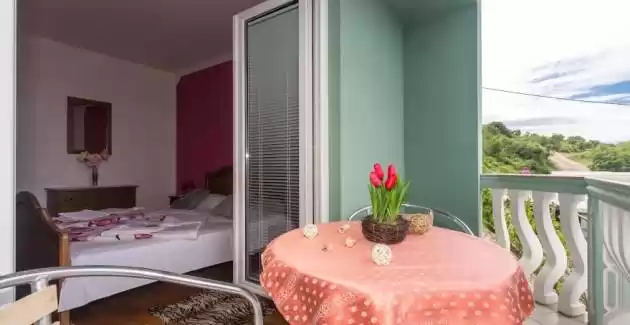 Biondic, One bedroom  Lime A6