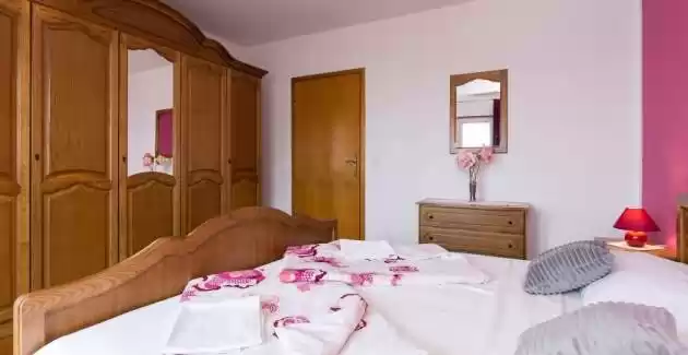 Biondic, One bedroom  Lime A6