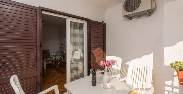 Two-Bedroom Apartment Matijevic in Porec