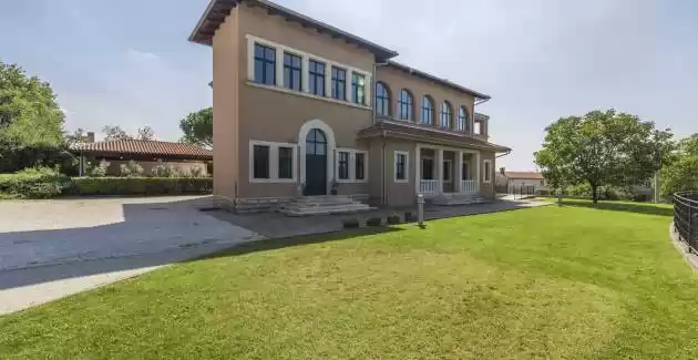  Schoolhouse Villa Jakovici