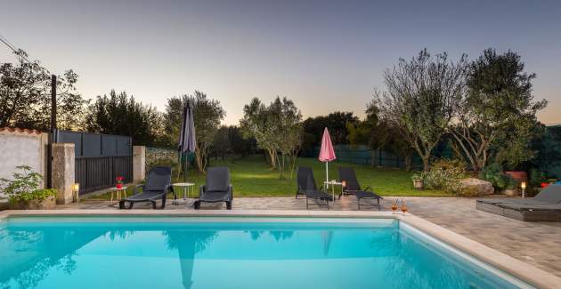 Villa Dioniza