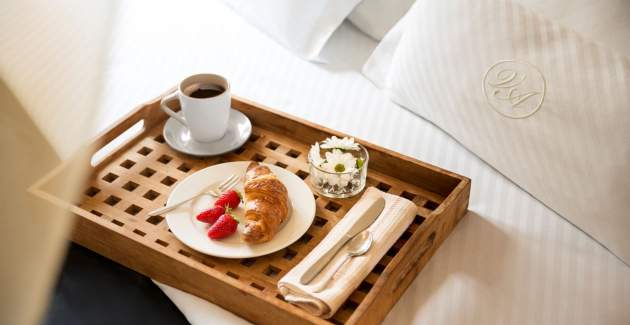 Palazzo Angelica Doppelzimmer S1 mit Poolblick