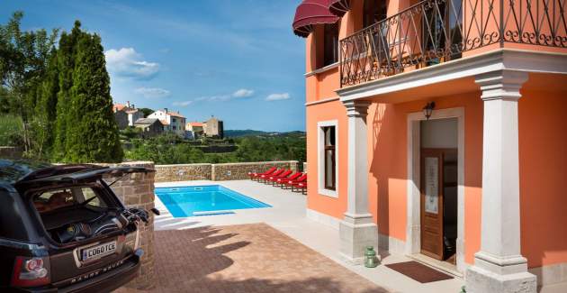 Palazzo Angelica Doppelzimmer S1 mit Poolblick
