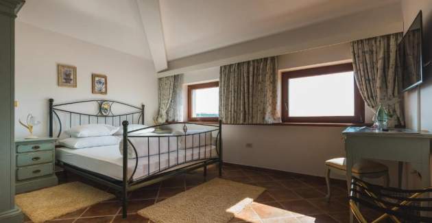 Palazzo Angelica Doppelzimmer S5 mit Bergblick