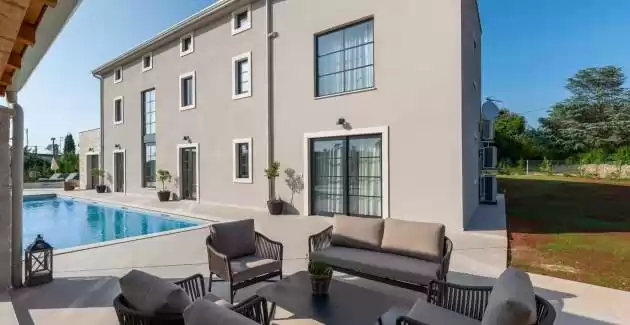 Villa Madora