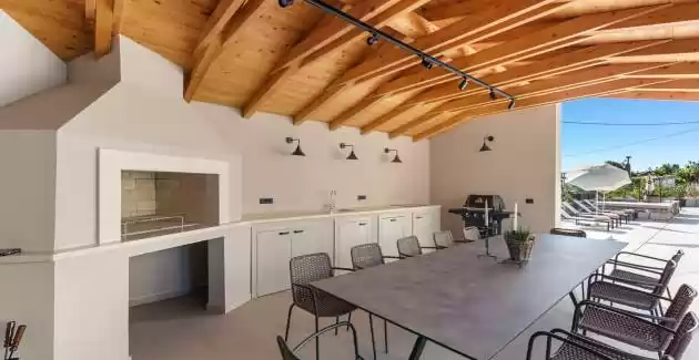 Villa Madora