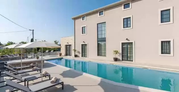 Villa Madora