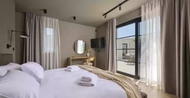 Villa Madora