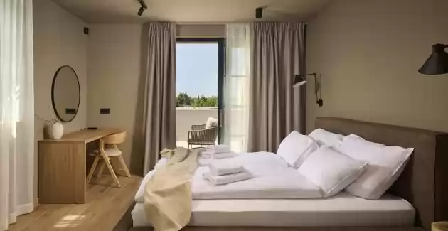 Villa Madora
