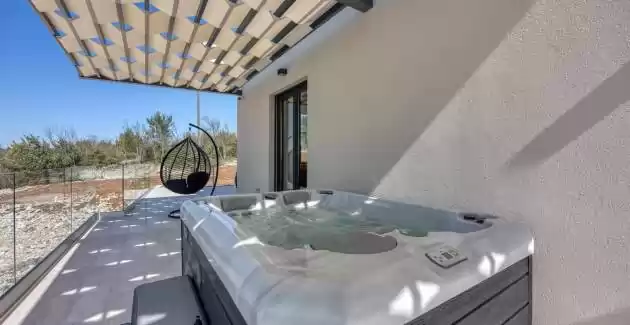 Villa Laguna