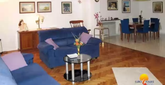 Casa Divna