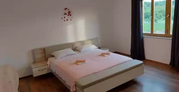 Three-Bedroom A2 with shared pool