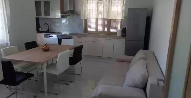 Three-Bedroom A2 with shared pool