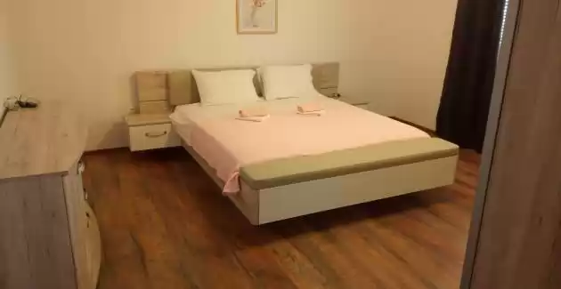 Three-Bedroom A2 with shared pool