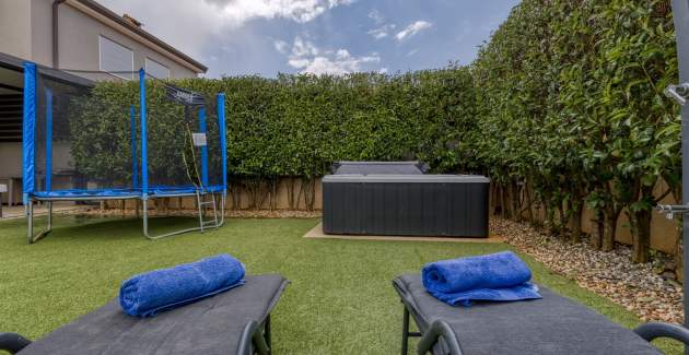 Holiday House Antea
