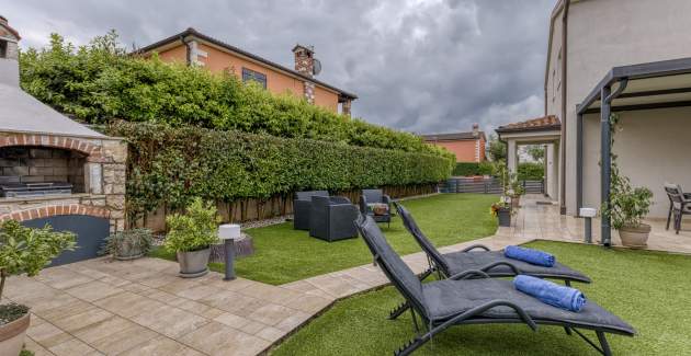 Holiday House Antea
