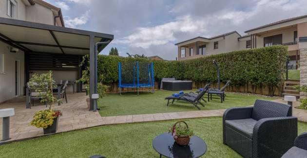 Holiday House Antea