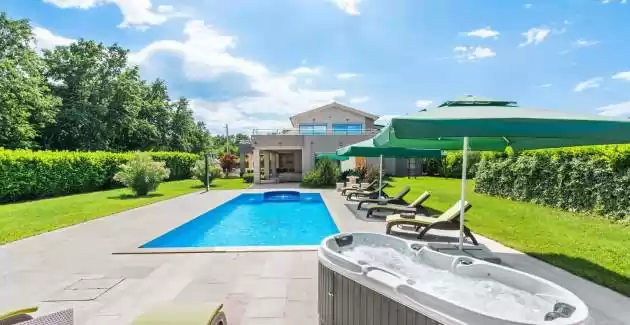 Villa Fantasia