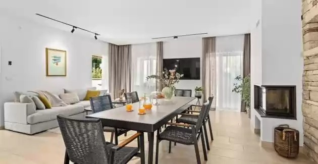 Villa Dika