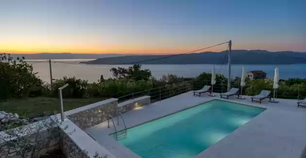 Villa Sunkissed