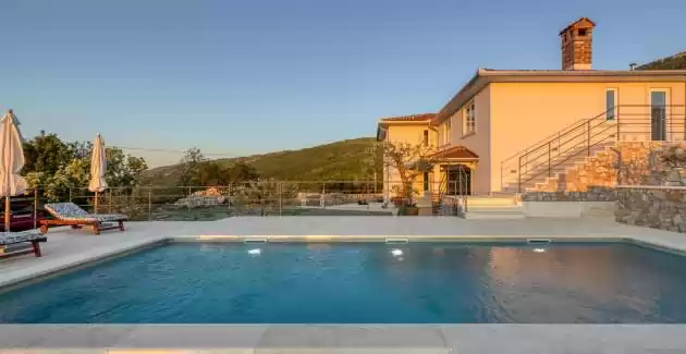 Villa Prisunac