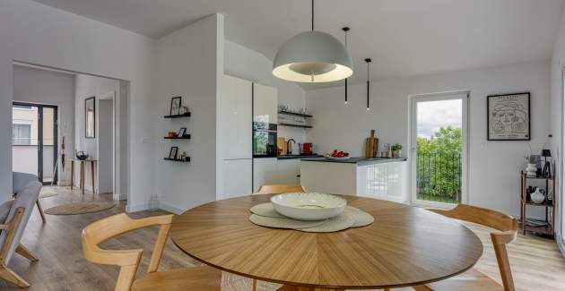 Sea View Apartment Rubil