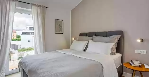 Sea View Apartment Rubil