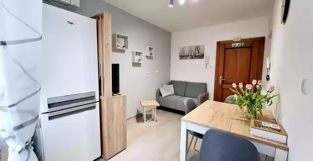 Apartment Emi