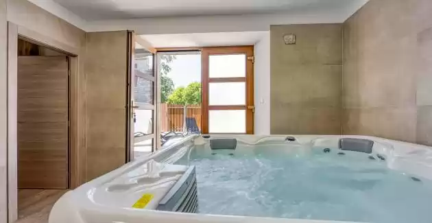 House Milka with Whirlpool and Sauna