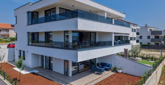 Casagrande / Two-Bedroom with Terrace A4