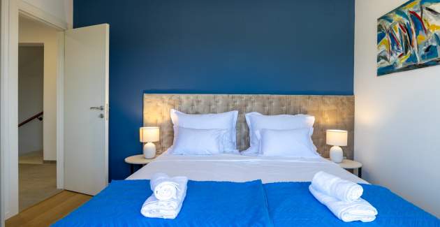 Casagrande / Three-Bedroom with Balcony and Sea View A6