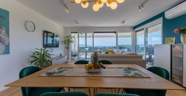 Casagrande / Three-Bedroom with Balcony and Sea View A6