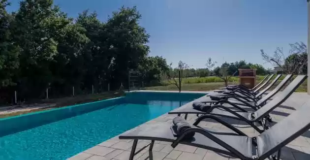 E&M Forest Retreat