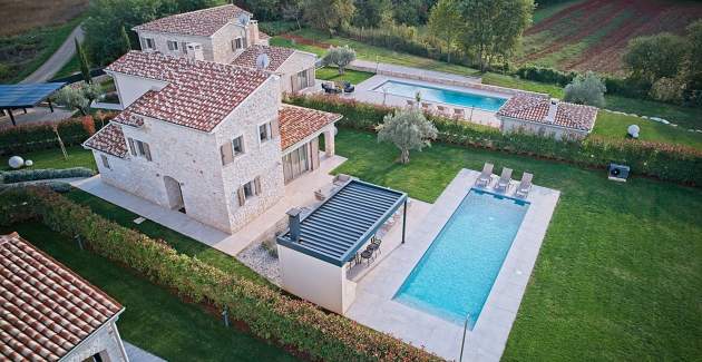 Villa Oblica