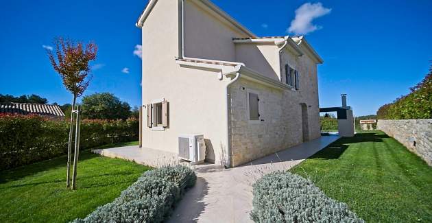 Villa Oblica