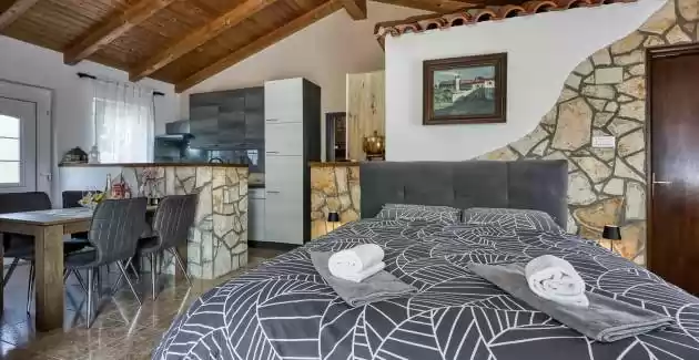 Romantic Studio Apartment with Private Pool