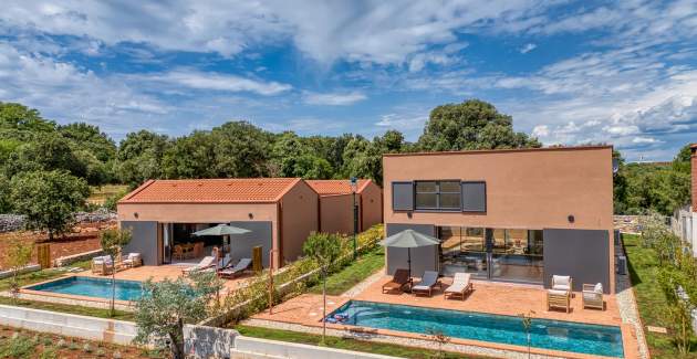 Case Atrio / Casa Nini