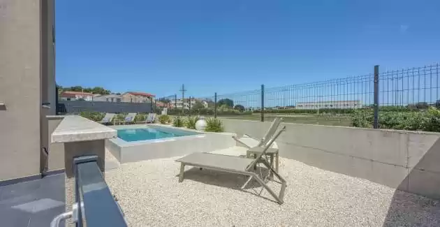RestNest with Private Pool