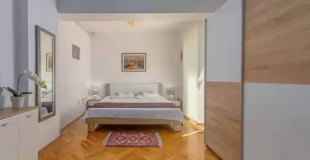 Kuća za odmor Davor s bazenom 