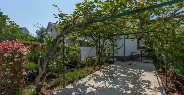  Holiday Home Davor with Pool