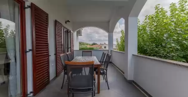 Holiday House Ninetta