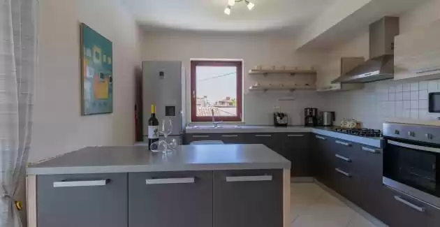 Holiday House Ninetta