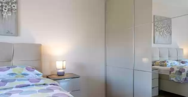 Holiday House Ninetta