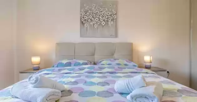 Holiday House Ninetta