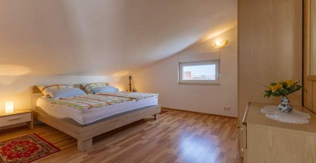 Apartment Sever