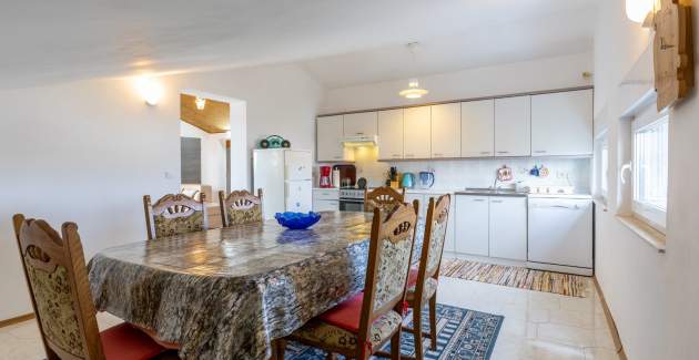Apartment Sever