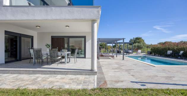 Villa Victoria -heated pool