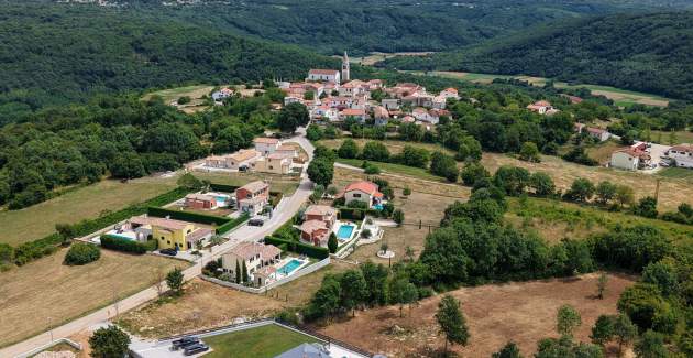 Villa Coriticum with Private pool and Jacuzzi