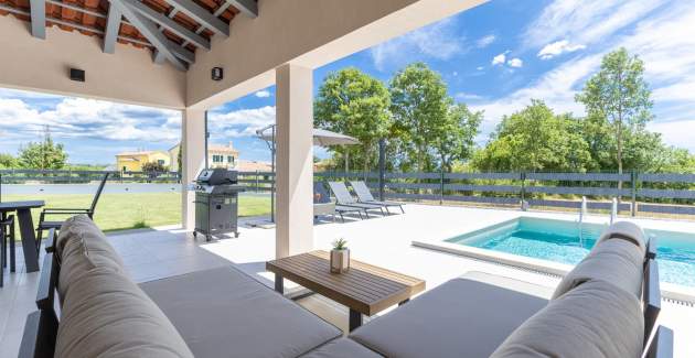 Villa Coriticum with Private pool and Jacuzzi