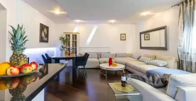 Apartment Moela 1 with terrace